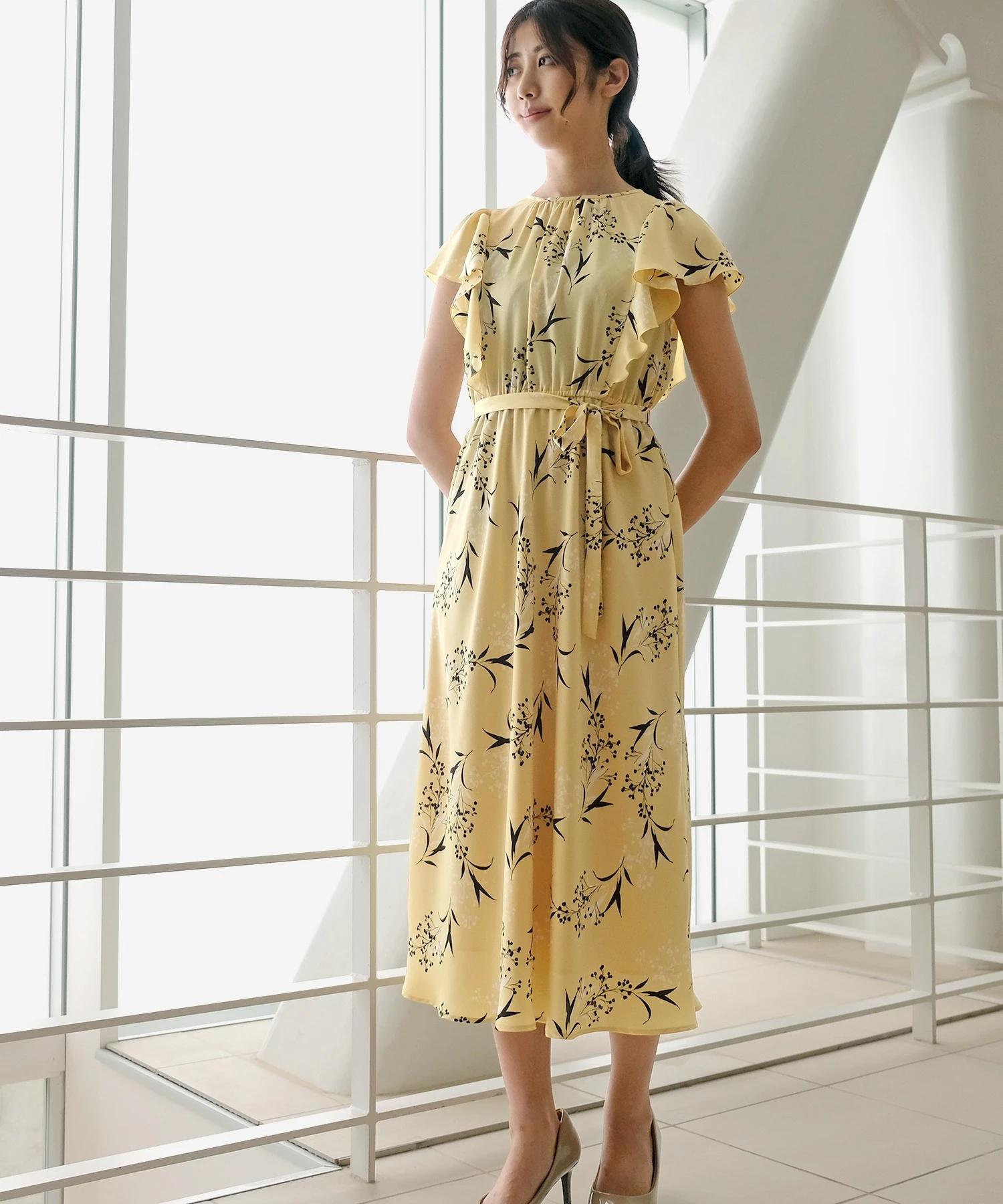 美品】STRAWBERRY-FIELDS プルックツイル ワンピース