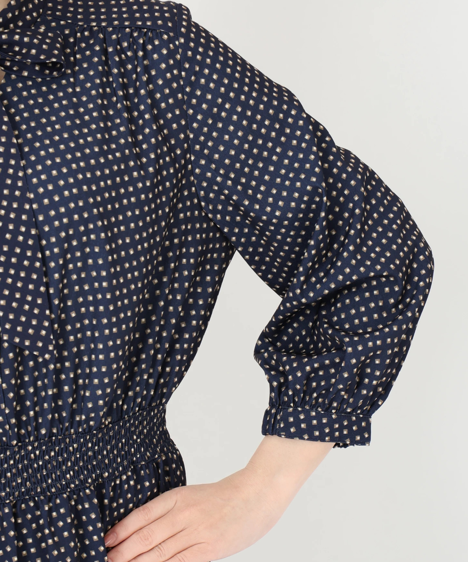 STRAWBERRY-FIELDS（ストロベリーフィールズ）｜プリントボウタイ