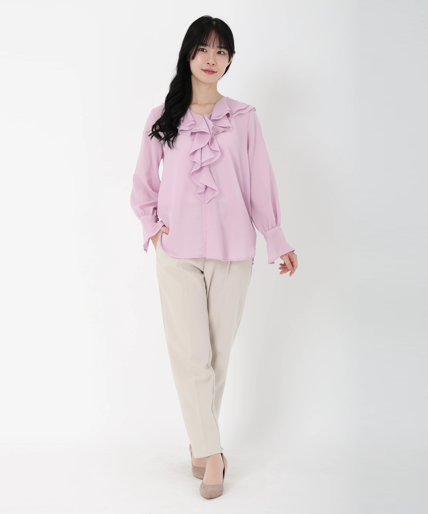 【2025現行販売中未使用】ストロベリーフィールズ　ラッフルリボンブラウス食事会 STRAWBERRY-FIELDS（ストロベリーフィールズ）｜ラッフルリボン