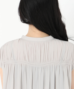 STRAWBERRY-FIELDS(ストロベリーフィールズ) |パウダーサテンフレンチスリーブブラウス