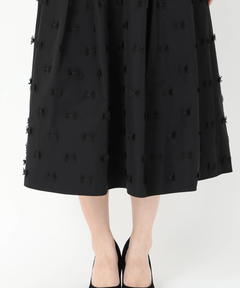 STRAWBERRY-FIELDS(ストロベリーフィールズ) |リボン刺繍タフタスカート