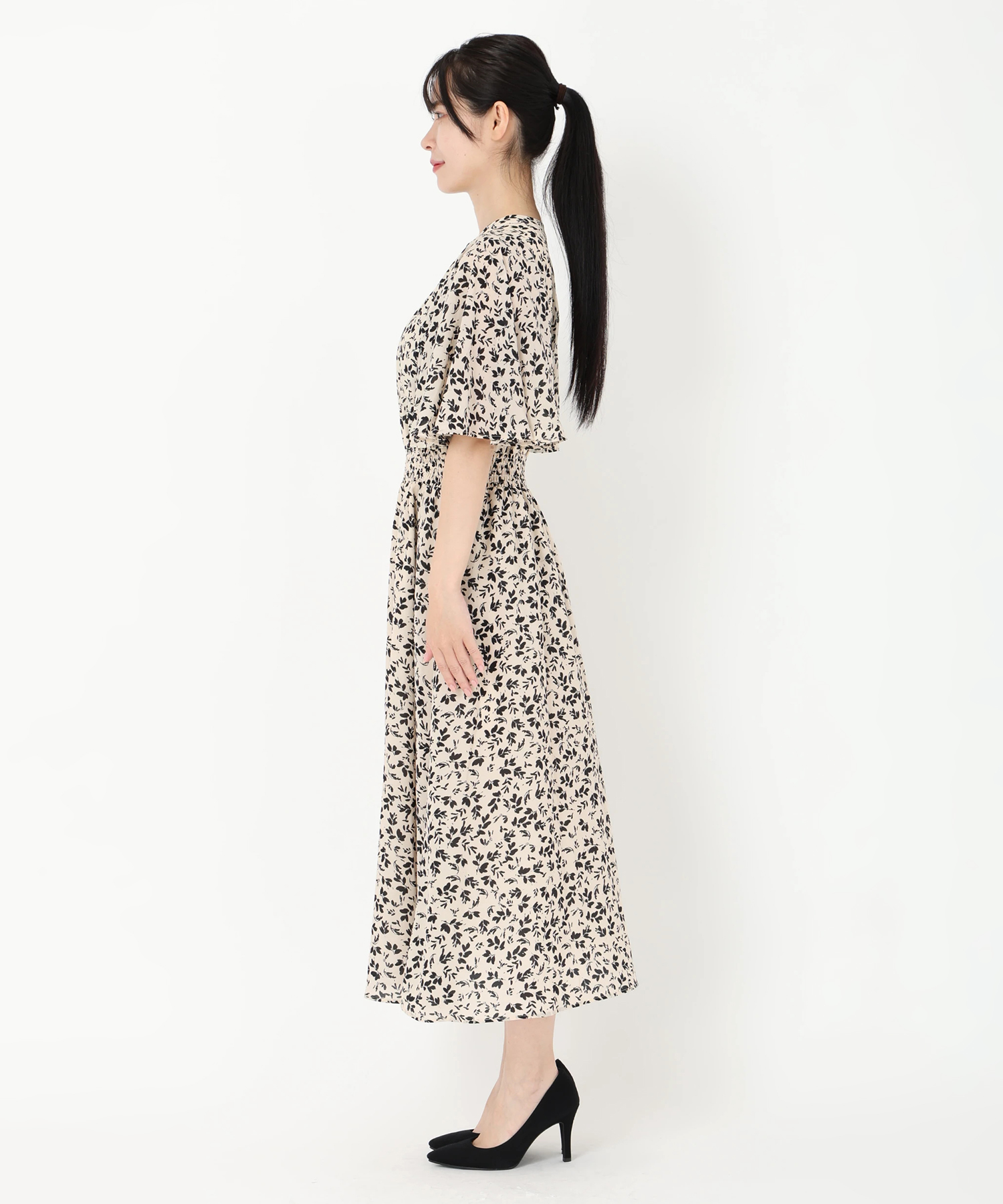 STRAWBERRY-FIELDS（ストロベリーフィールズ）｜フレアーケープ