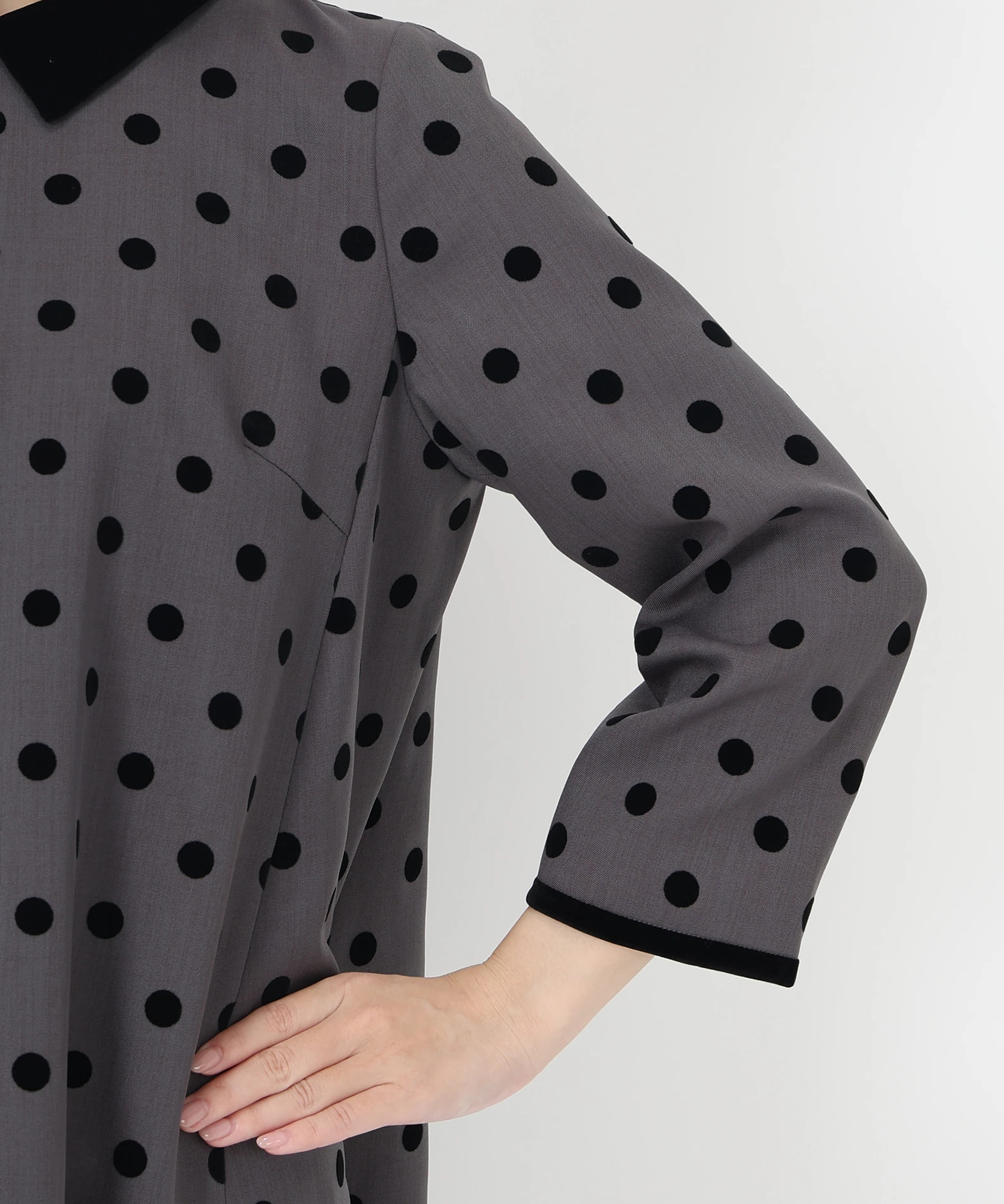 STRAWBERRY-FIELDS（ストロベリーフィールズ）｜衿取り外しAライン