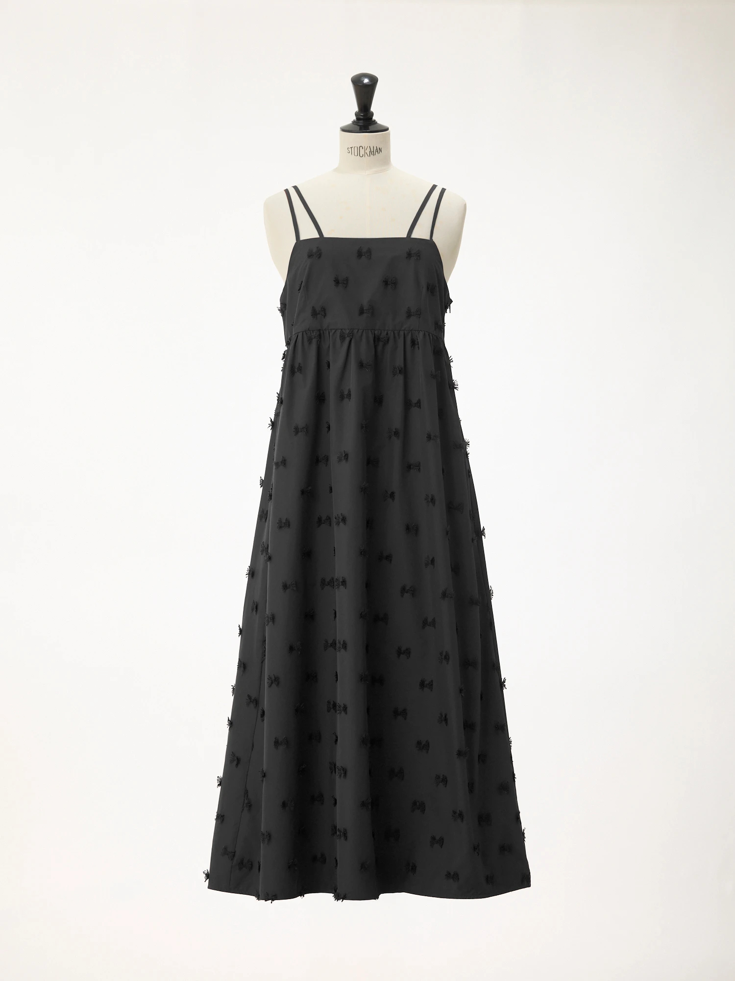 STRAWBERRY-FIELDS（ストロベリーフィールズ）｜リボン刺繍タフタ