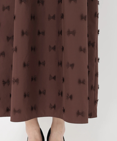 STRAWBERRY-FIELDS(ストロベリーフィールズ) |リボン刺繍タフタジャンパースカート