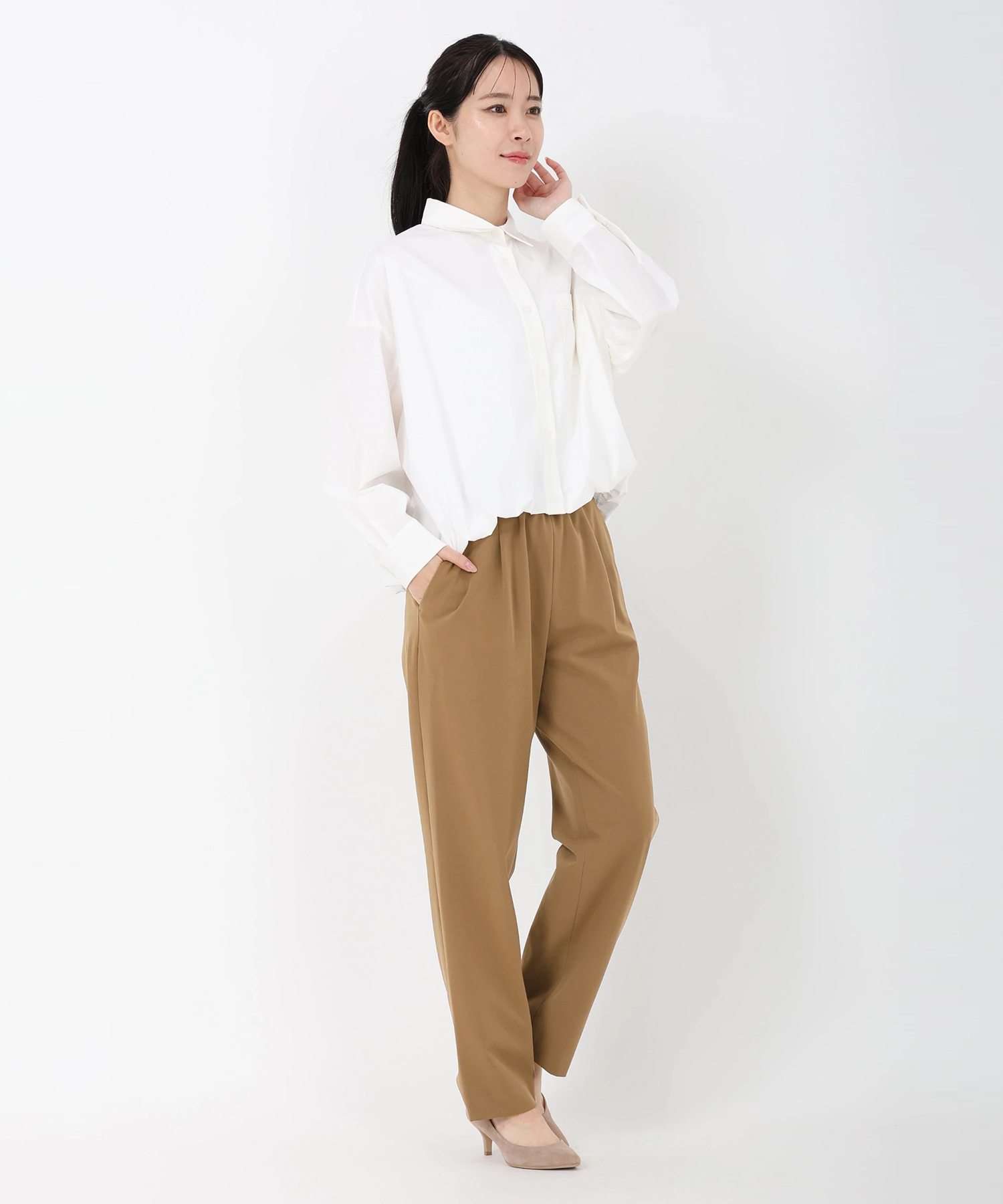 ✳︎梅子✳︎ STRAWBERRY-FIELDS（ストロベリーフィールズ）｜タックテーパード