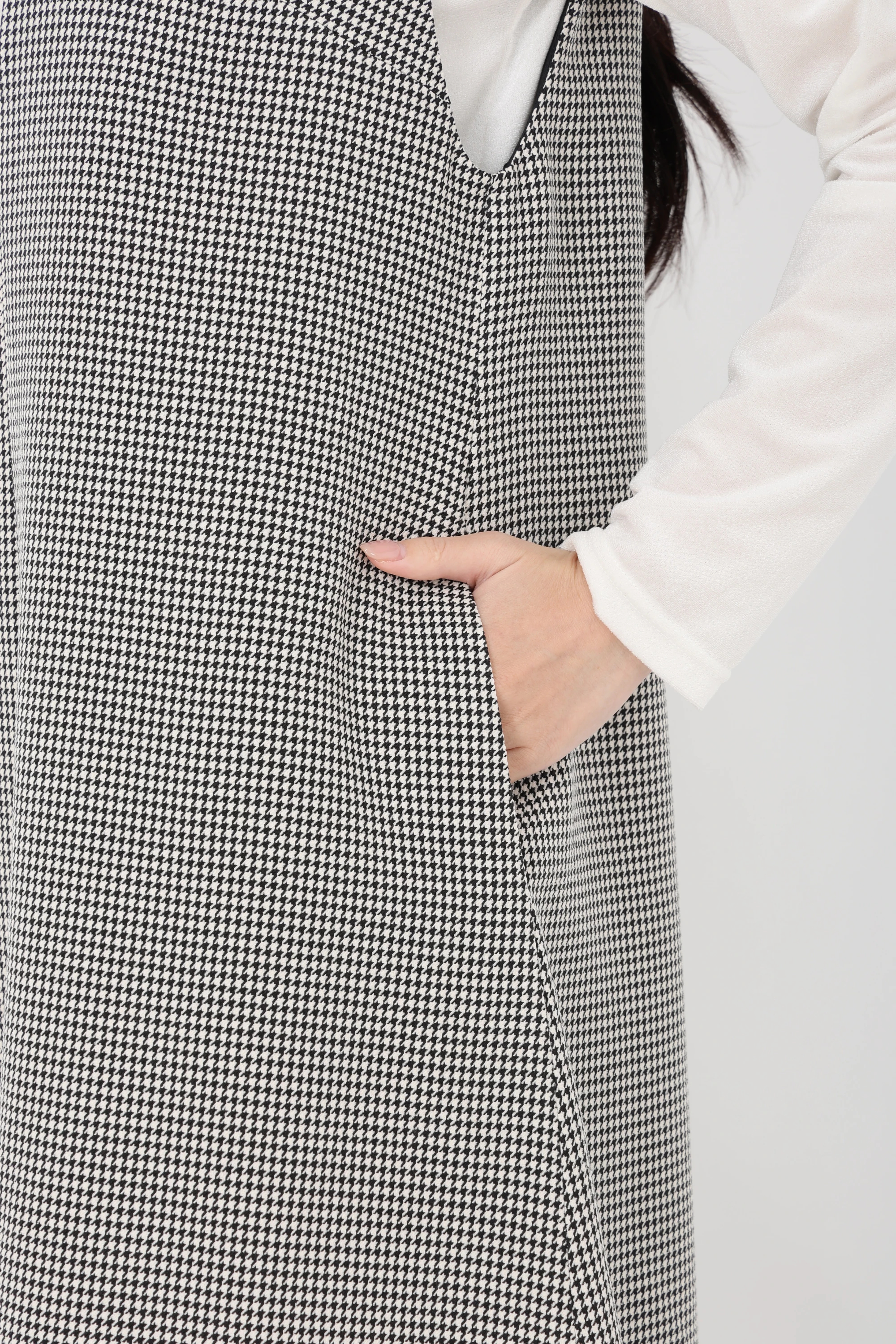 STRAWBERRY FIELDS ストロベリーフィールズ ジャンバースカート STRAWBERRY-FIELDS（ストロベリーフィールズ）｜タフタ