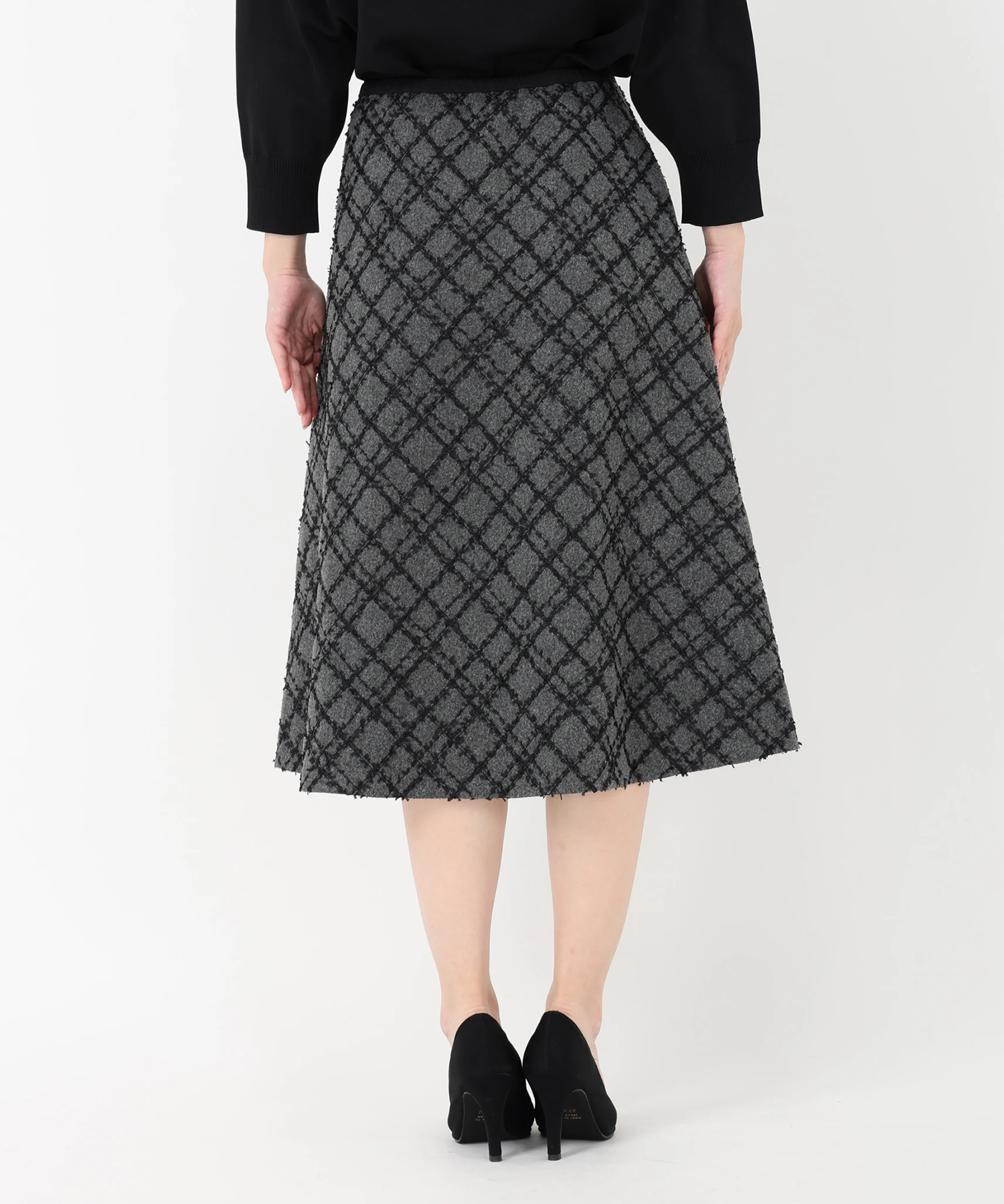 STRAWBERRY-FIELDS（ストロベリーフィールズ）｜リボンヤーン刺繍