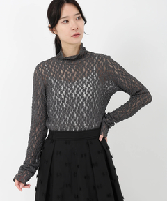 STRAWBERRY-FIELDS(ストロベリーフィールズ) |シュリンクレースハイネックプルオーバー