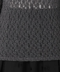 STRAWBERRY-FIELDS(ストロベリーフィールズ) |シュリンクレースハイネックプルオーバー