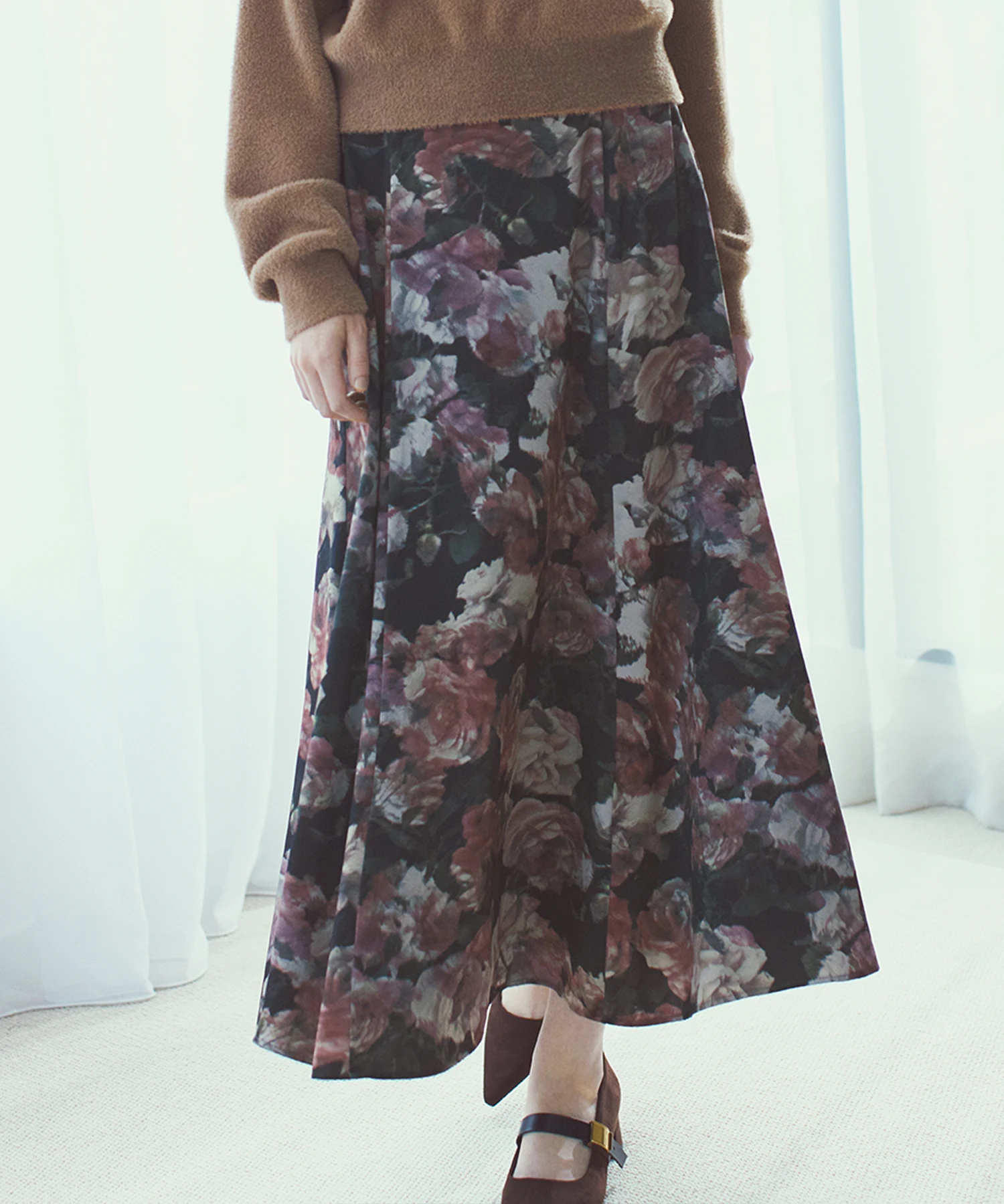 STRAWBERRY-FIELDS（ストロベリーフィールズ）｜ナローシルエット