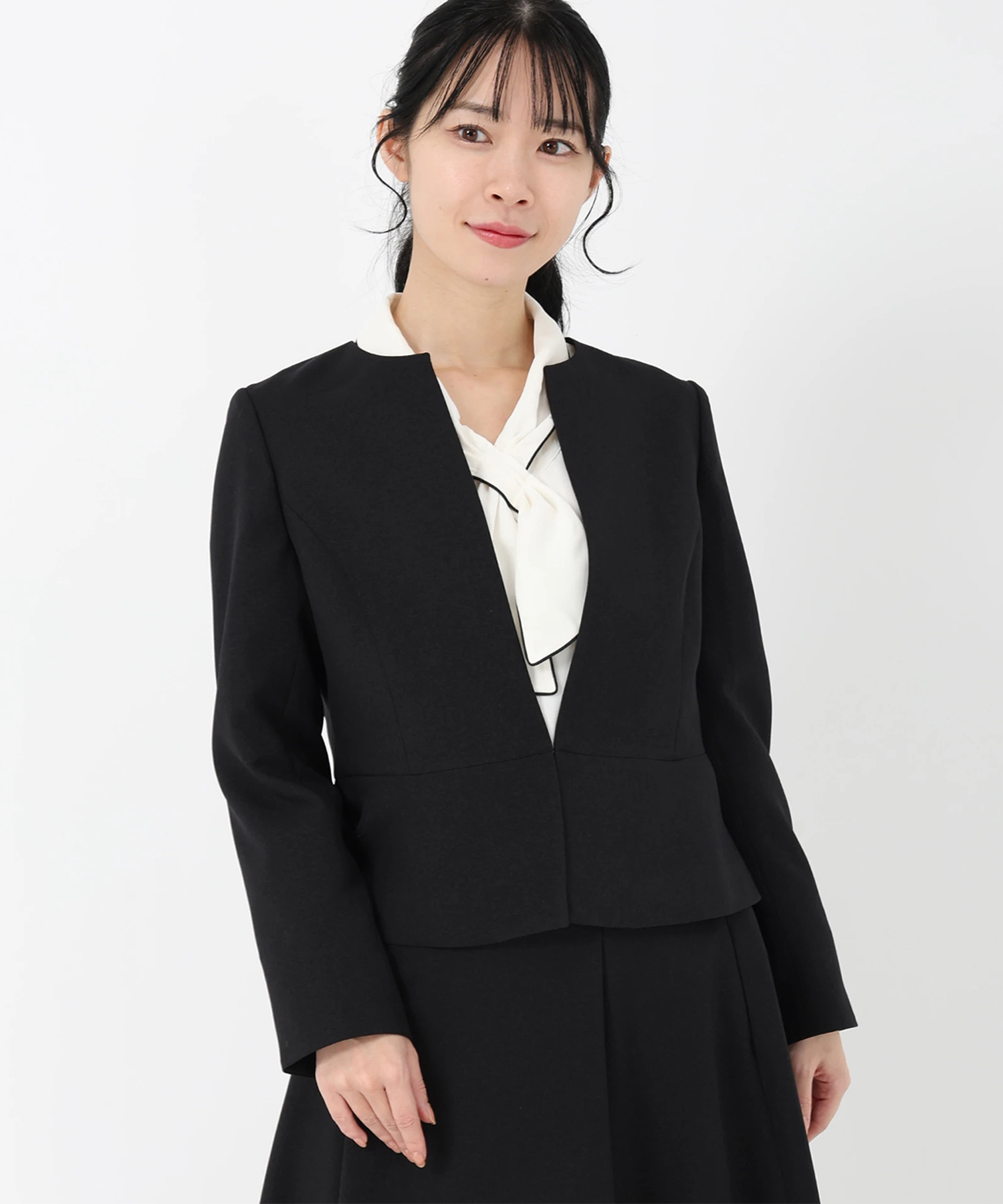 STRAWBERRY-FIELDS（ストロベリーフィールズ）｜ペプラムジャケット