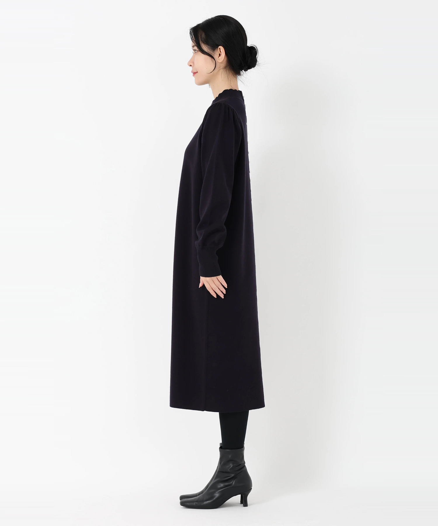 未使用級 2024年✨セブンテン バックパールニットワンピース 黒XS 完売品 179993822_o14.jpg?