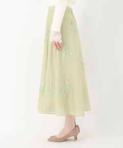 STRAWBERRY-FIELDS(ストロベリーフィールズ) |アップリケシアーフレアースカート