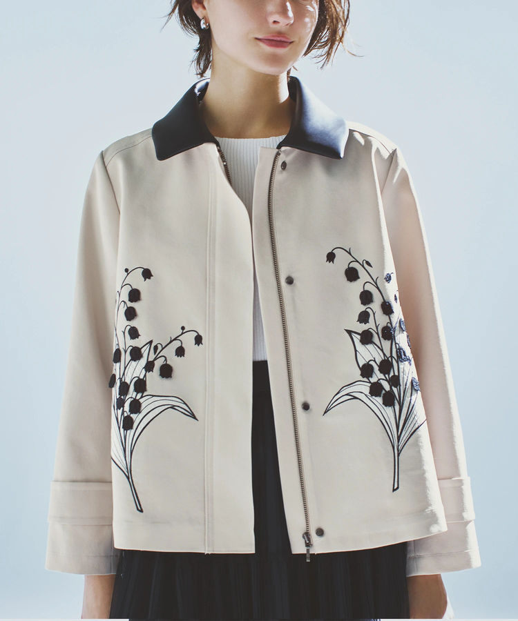 すずらん商品です スイスの すずらんの ディネットも、 清楚で素敵です🕊️🌱 Sold out