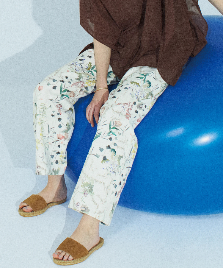 ICHIE STRAWBERRY-FIELDS(イチエ ストロベリーフィールズ) |ボタニカルプリントパンツ