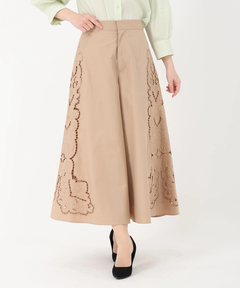 ICHIE STRAWBERRY-FIELDS(イチエ ストロベリーフィールズ) |エンブロイダリーフレアパンツ