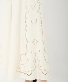 ICHIE STRAWBERRY-FIELDS(イチエ ストロベリーフィールズ) |エンブロイダリーフレアパンツ