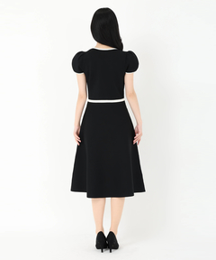 UNIVERVALMUSE(ユニバーバルミューズ) |ペタルスリーブニットワンピース