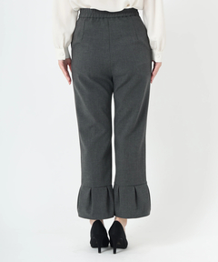 UNIVERVALMUSE(ユニバーバルミューズ) |ペプラムヘムパンツ