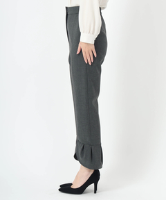 UNIVERVALMUSE(ユニバーバルミューズ) |ペプラムヘムパンツ