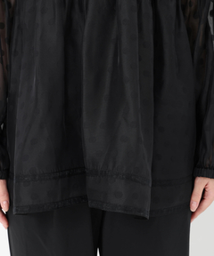 UNIVERVALMUSE(ユニバーバルミューズ) |ピンタックドットＪＱブラウス