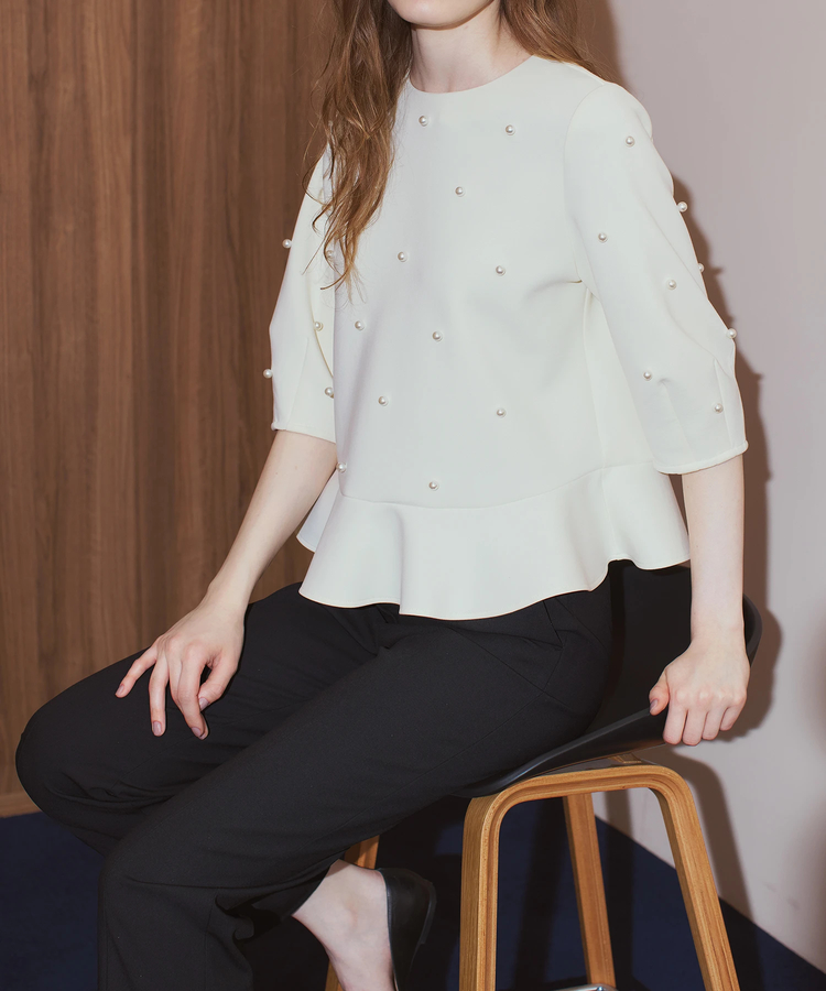 パール付きダンボールプルオーバー UNIVERVALMUSE（ユニバーバルミューズ）｜パール付きジャージ