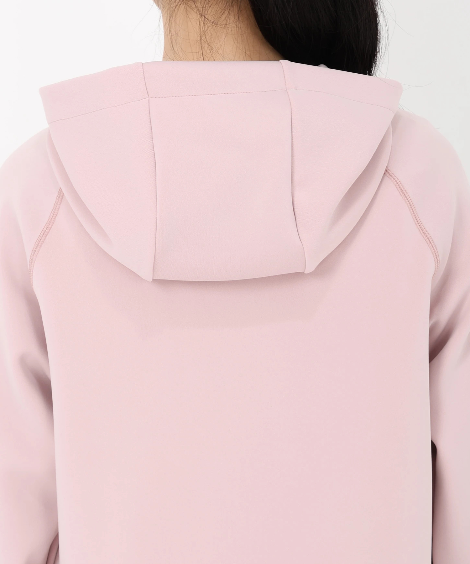 UNIVERVALMUSE（ユニバーバルミューズ）｜ペプラムヘムパーカー