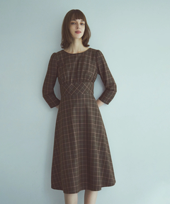 UNIVERVALMUSE(ユニバーバルミューズ) |チェックフィットアンドフレアーワンピース