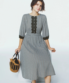 UNIVERVALMUSE(ユニバーバルミューズ) |ギンガム＊レースワンピース