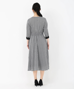 UNIVERVALMUSE(ユニバーバルミューズ) |ギンガム＊レースワンピース